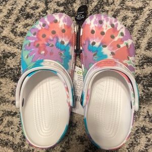 BRAND NEW Tie Dye Crocs!